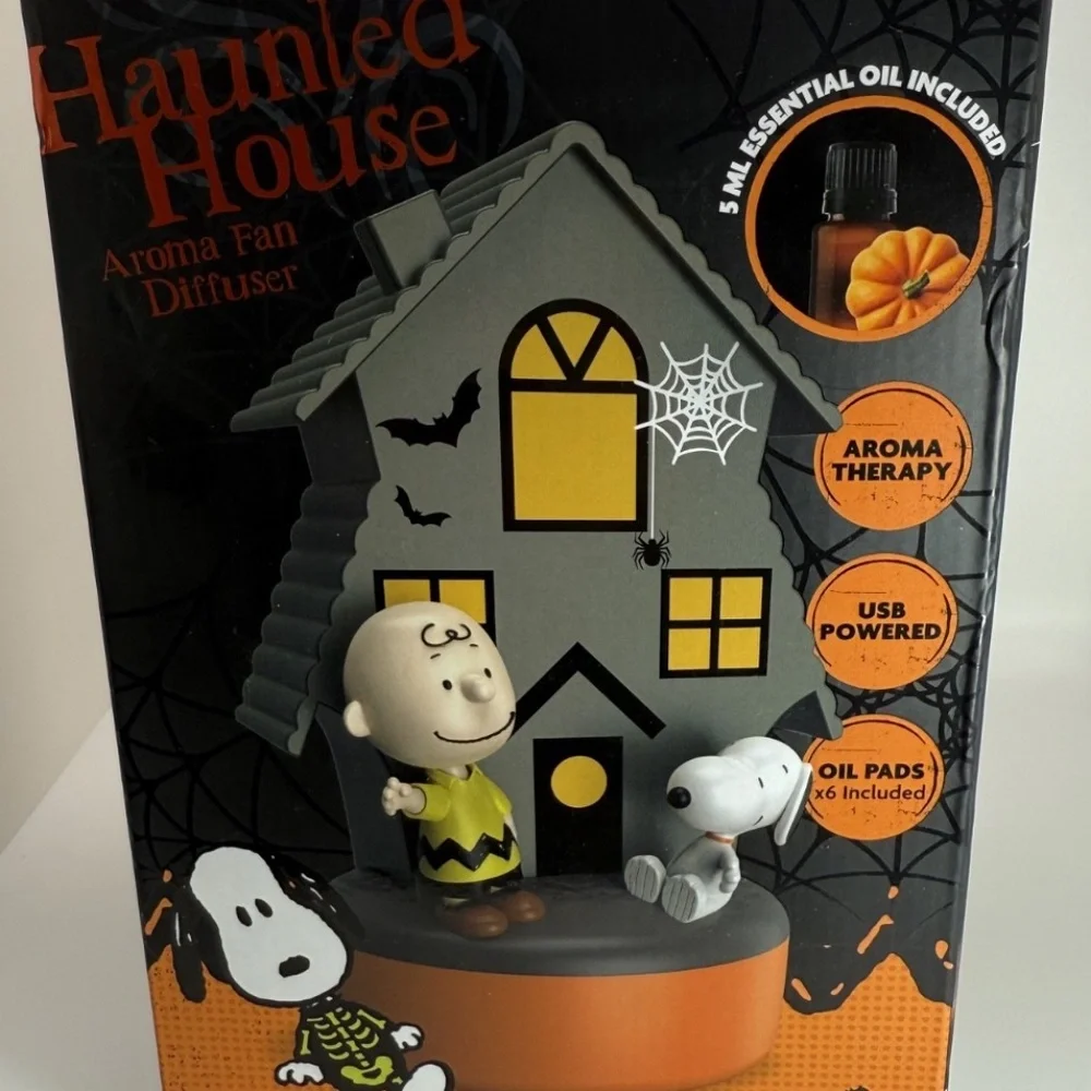 HTF Peanuts Haunted House Aroma Fan Diffuser 2025 Charlie Brown Snoopy Halloween